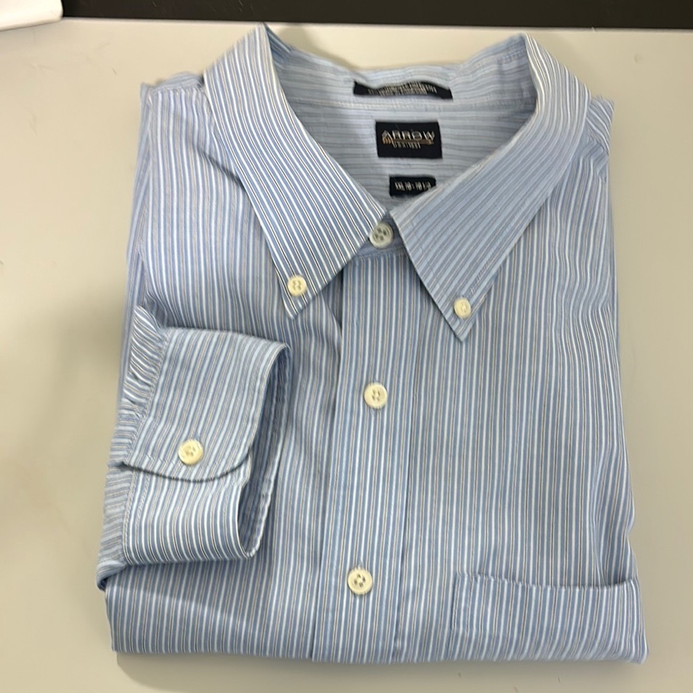 Arrow Plaid Wrinkle Free Shirt for Men Slim Fit Long Sleeve Button Down